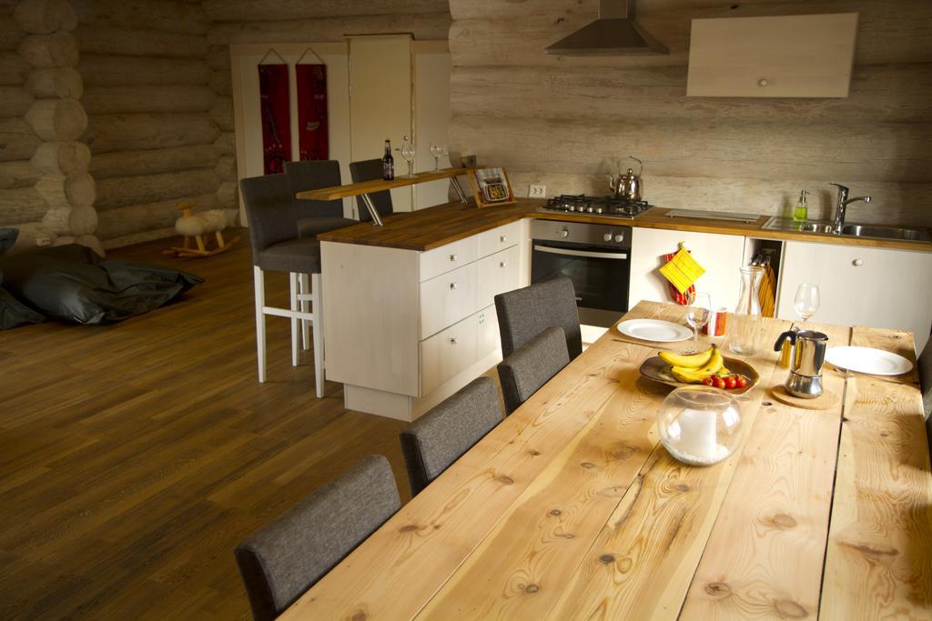 Humala Holiday Home Kohila Chambre photo
